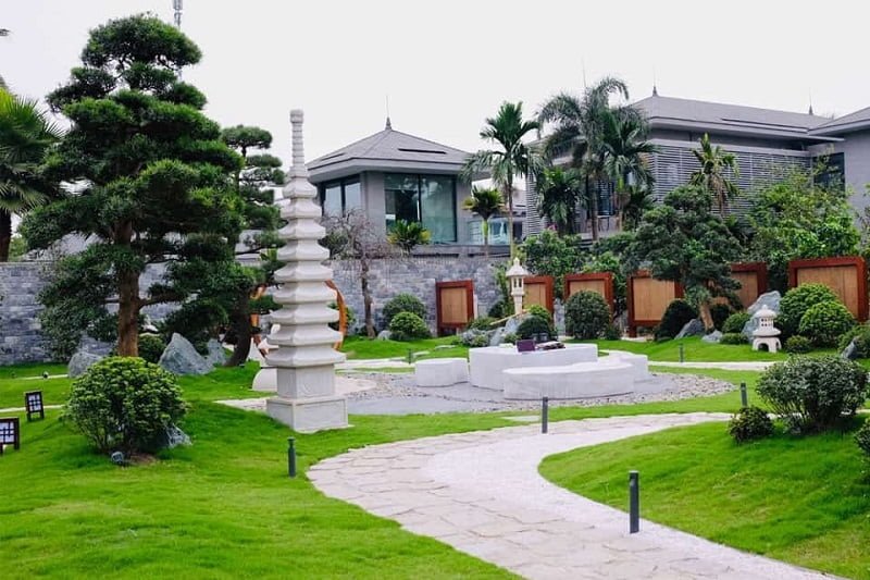 Thi công sân vườn tại Cảnh Quan Miền Nam giúp mang lại vẻ mỹ quan cho tổng thể không gian sống của gia chủ.